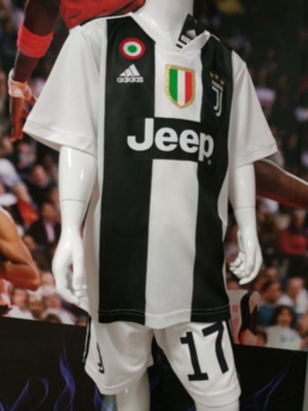 форма детская Juventus №17 Mandzukic(домашняя)(2018-2019)